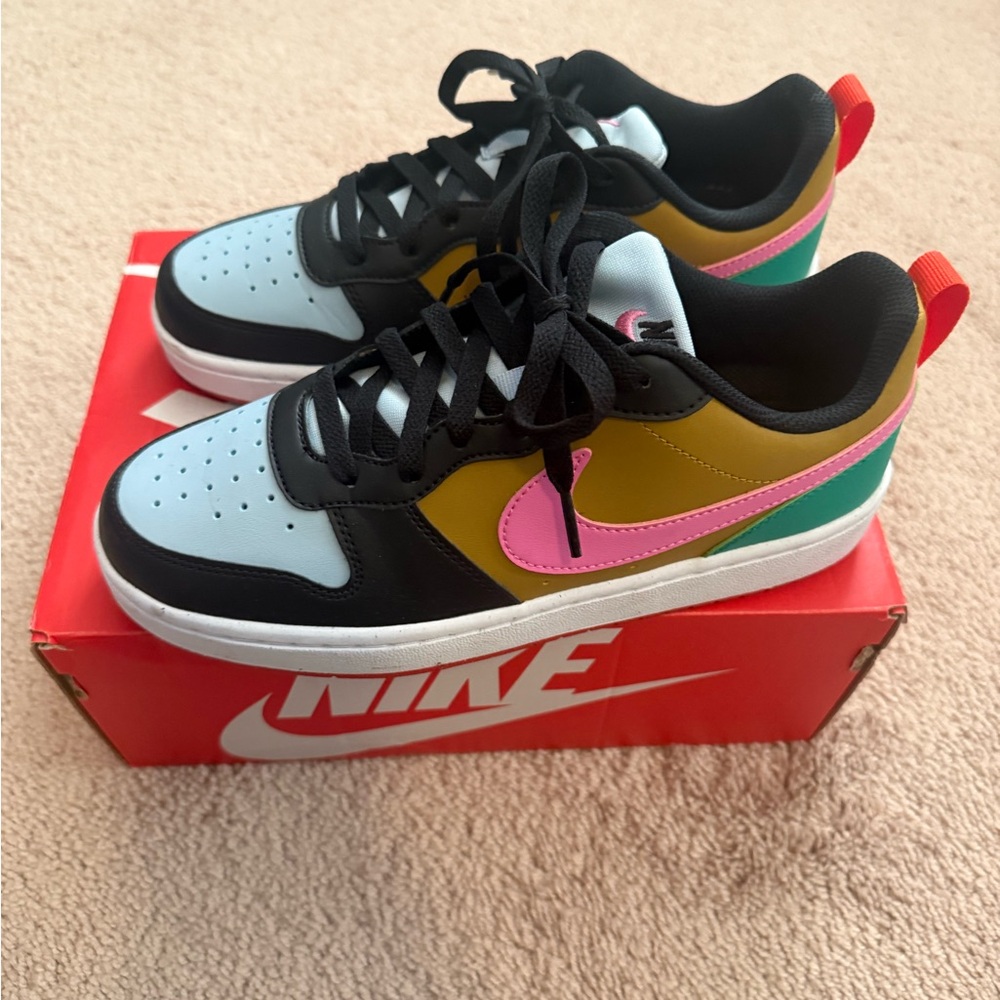Nike Black and Multicolor Sneakers
